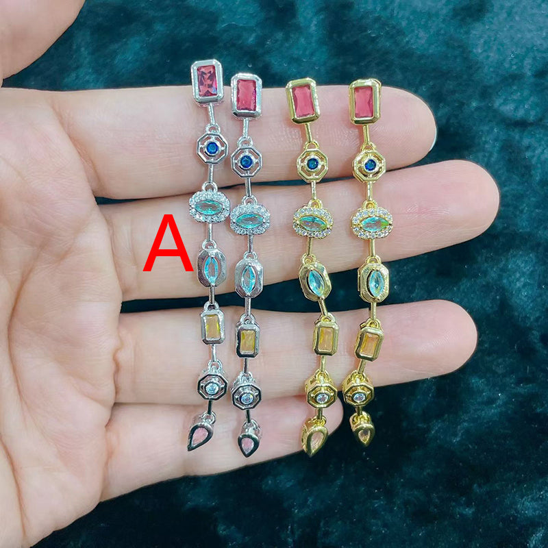 A Irregular Copper Earrings With Diamonds