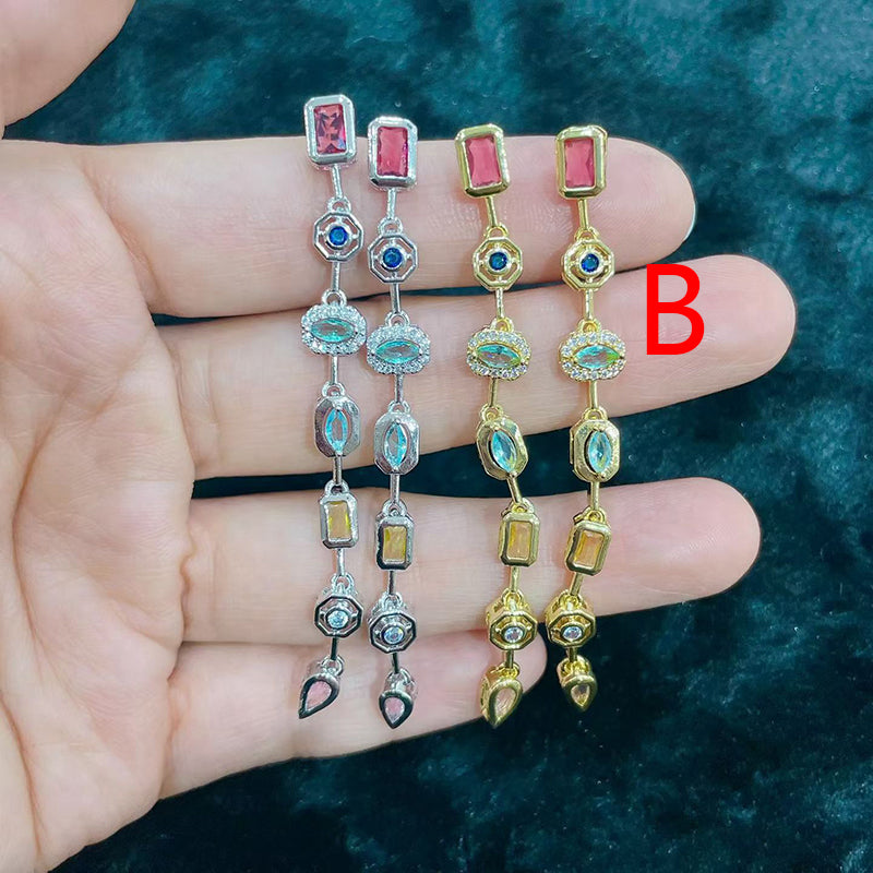 A Irregular Copper Earrings With Diamonds