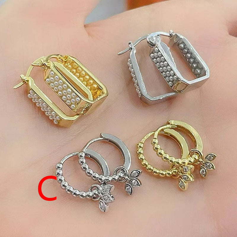 A Copper Pearl Oval Earrings