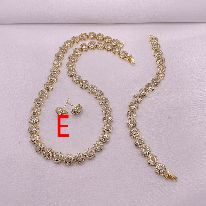 A Copper Diamond-encrusted Round Necklace