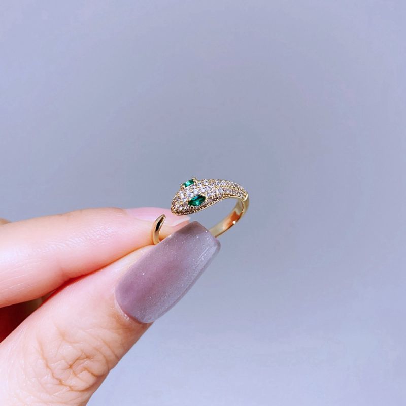 Silver Snake Ring Copper And Diamond-encrusted Snake Ring