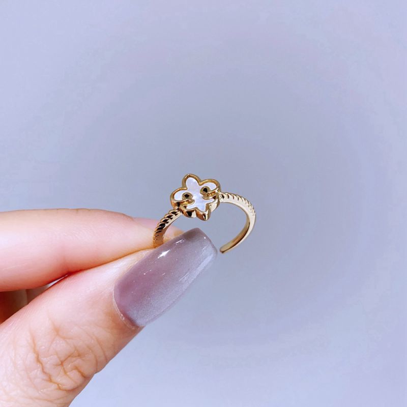 Silver Snake Ring Copper And Diamond-encrusted Snake Ring