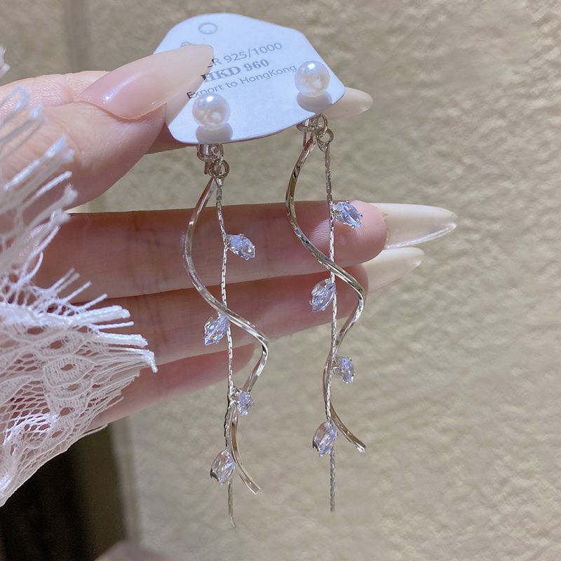 Silver Diamond-encrusted Leaf Earrings