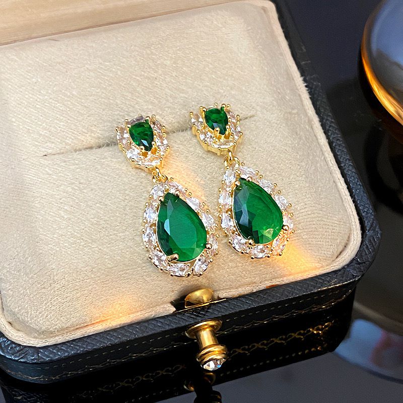 Green (thickened Real Gold Plating) Copper And Diamond-encrusted Teardrop Earrings
