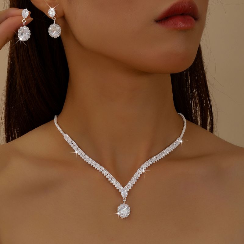 Ink Orchid Alloy Diamond-encrusted Oval Necklace And Earring Set