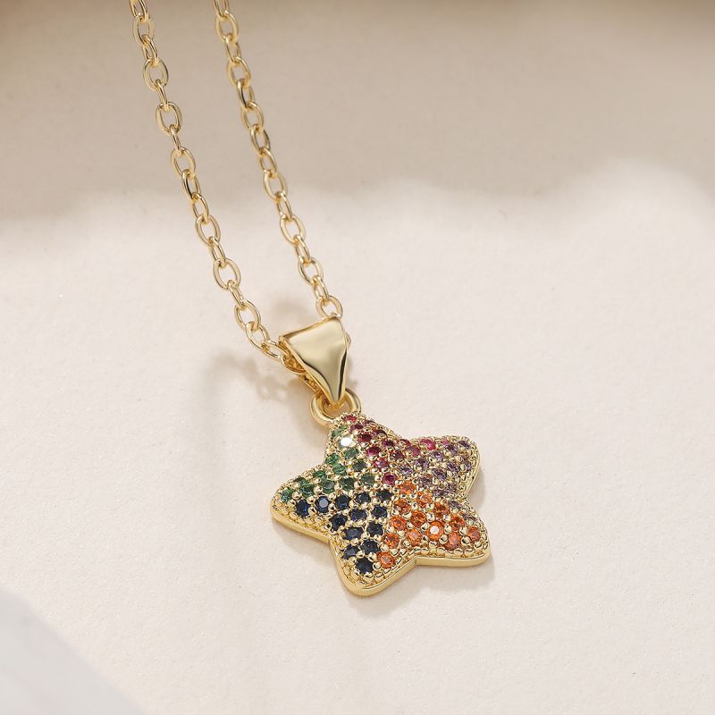 White Copper Diamond-encrusted Five-pointed Star Necklace