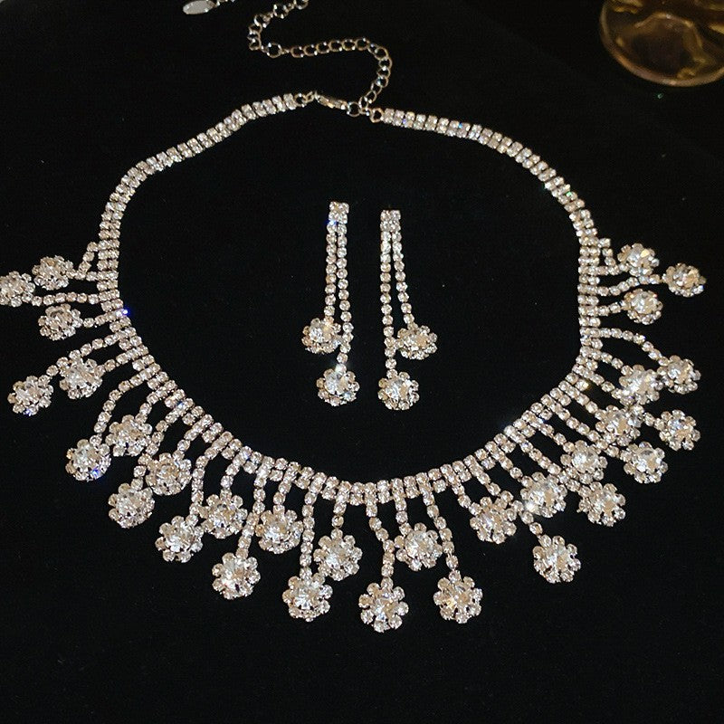 56# Necklace - Silver Copper And Diamond-encrusted Teardrop Necklace And Earring Set