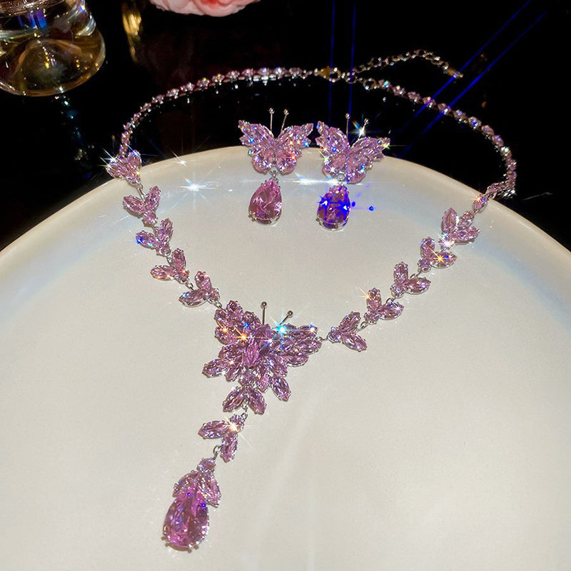 56# Necklace - Silver Copper And Diamond-encrusted Teardrop Necklace And Earring Set