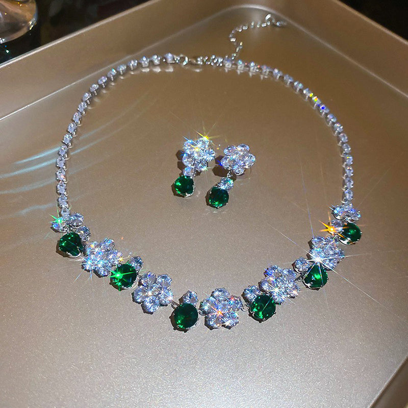 56# Necklace - Silver Copper And Diamond-encrusted Teardrop Necklace And Earring Set