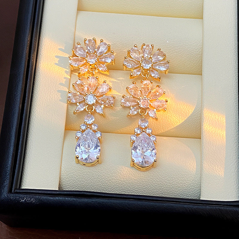 Gold (thickened Genuine Gold Plating) Copper And Diamond-encrusted Teardrop Earrings