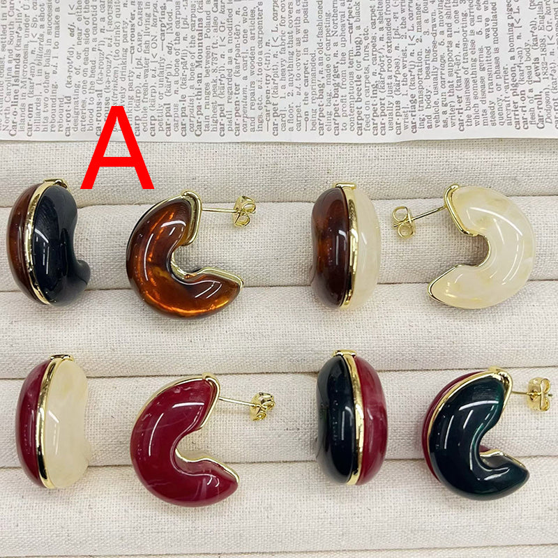 A Brass C-shaped Earrings