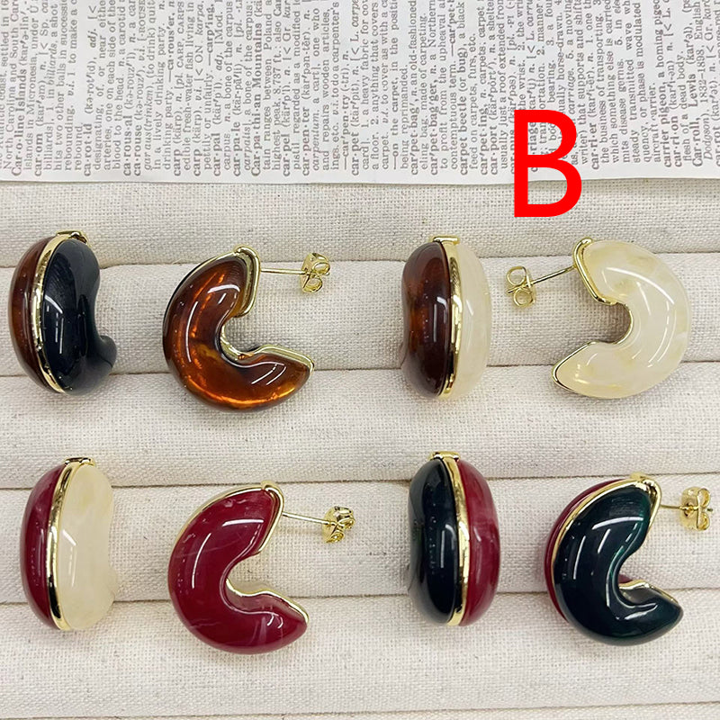 A Brass C-shaped Earrings