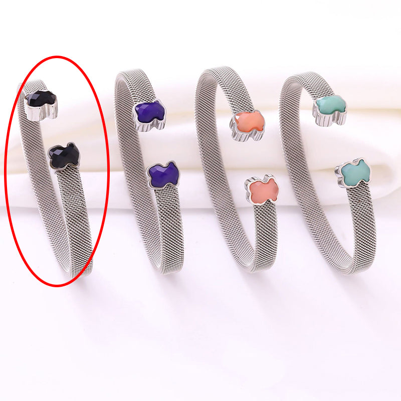 Gang + Black Stainless Steel Bear-shaped Agate Round C-shaped Bracelet