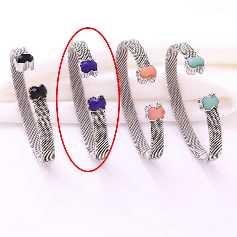 Gang + Black Stainless Steel Bear-shaped Agate Round C-shaped Bracelet
