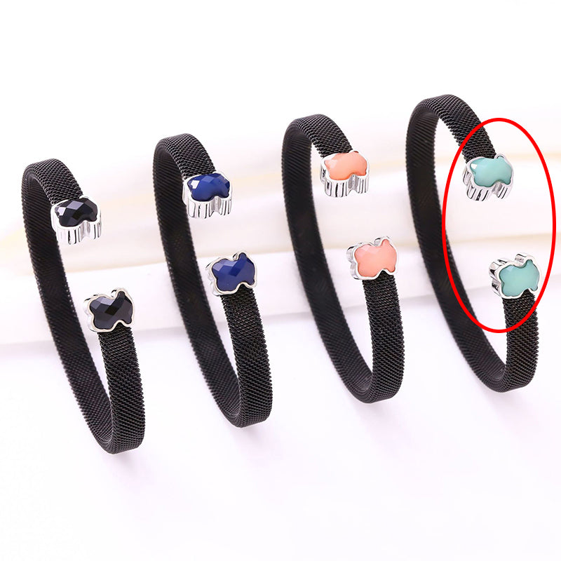 Gang + Black Stainless Steel Bear-shaped Agate Round C-shaped Bracelet
