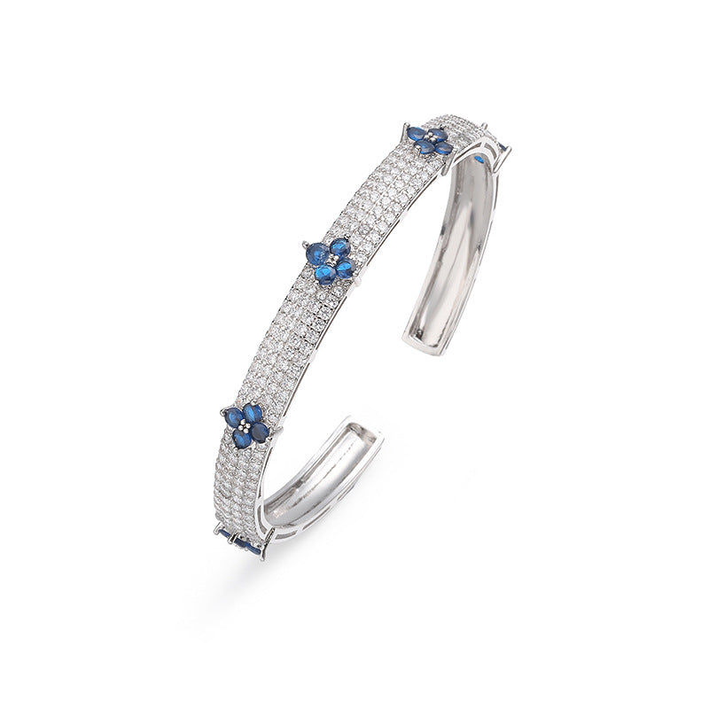 Gold And Green Diamond Four-leaf Clover Bracelet Gold-plated Copper And Diamond-encrusted Four-leaf Clover Bracelet