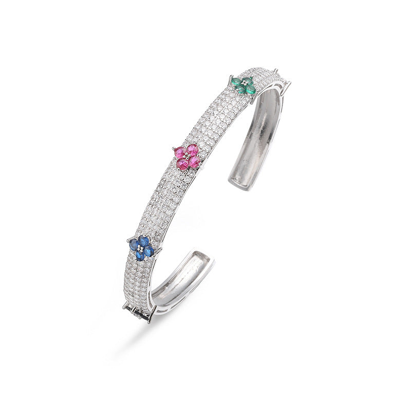 Gold And Green Diamond Four-leaf Clover Bracelet Gold-plated Copper And Diamond-encrusted Four-leaf Clover Bracelet