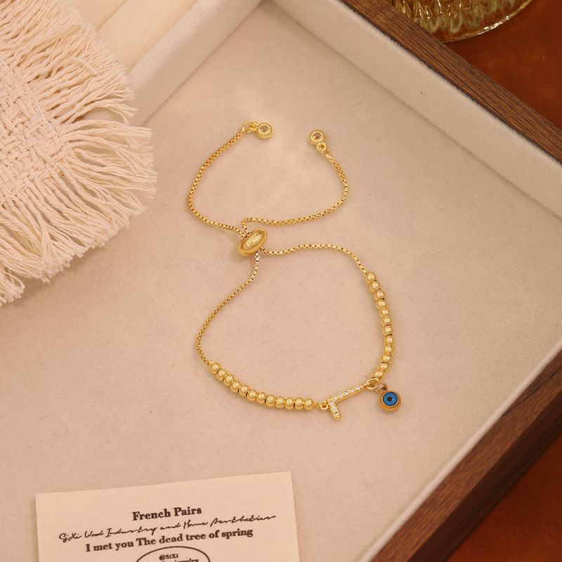 A Copper 26-letter Eye Bracelet