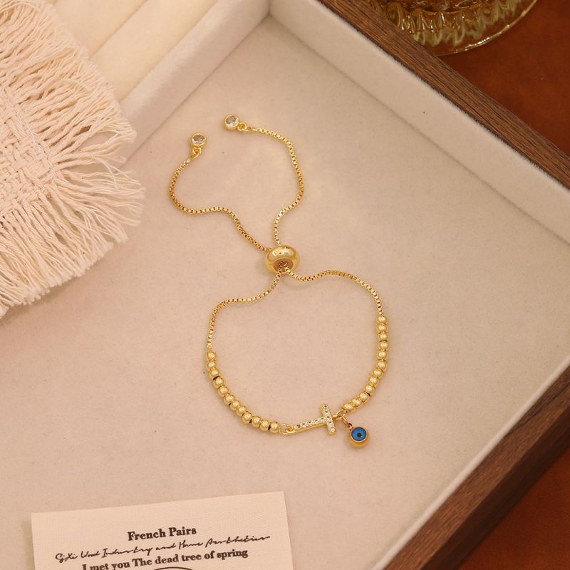 A Copper 26-letter Eye Bracelet