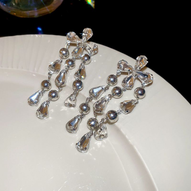 #1 Silver Needle - Silver Diamond-studded Tassel Metal And Diamond Tassel Earrings