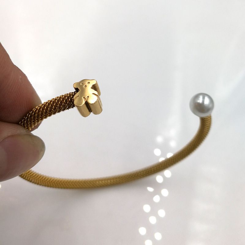 Steel Color Titanium Steel Pearl Bear Bracelet