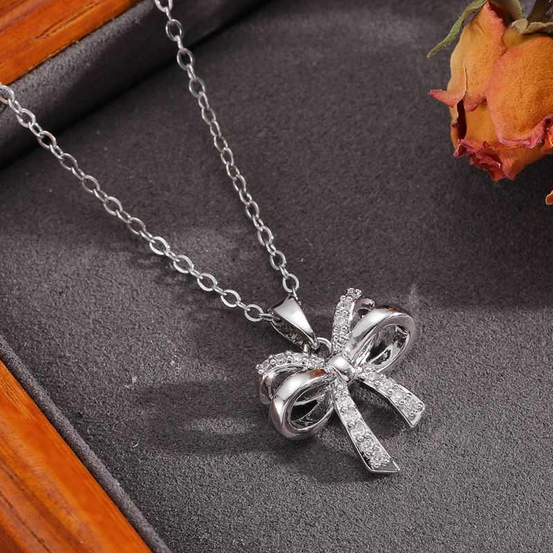 Gold Necklace 304 Stainless Steel Hollow Double-layer Bow Necklace