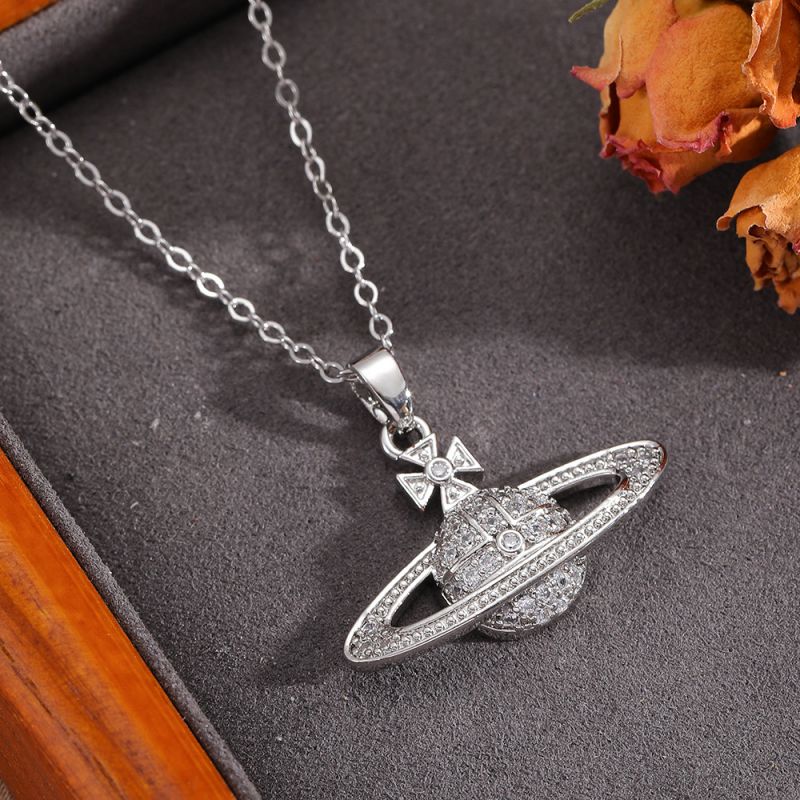 Necklace #2 304 Stainless Steel Diamond-encrusted Heart And Moon Necklace