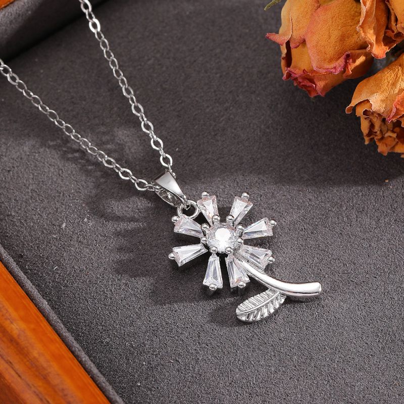 Necklace #2 304 Stainless Steel Diamond Flower Necklace