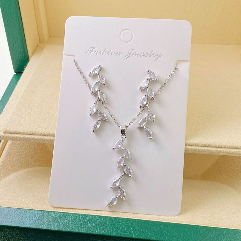 B Copper Diamond Heart Necklace And Earring Set