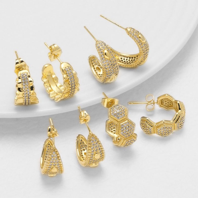 B Copper-gold-plated Diamond C-shaped Earrings