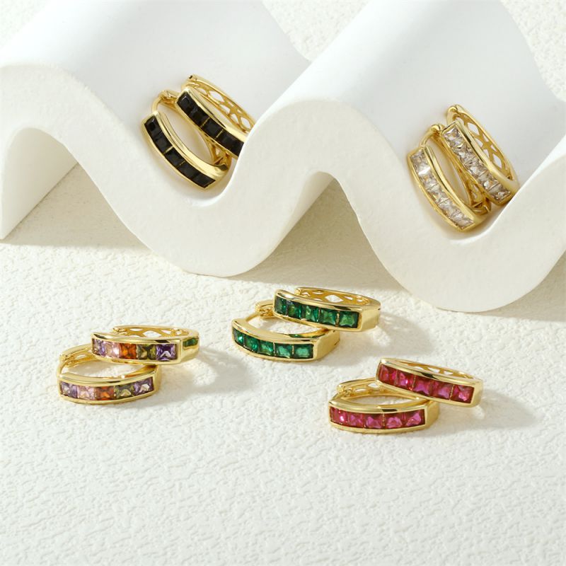 Black Copper Diamond Round Earrings