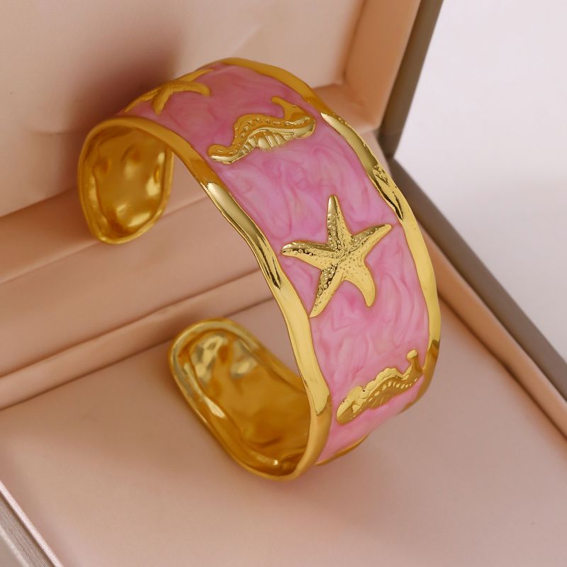 Black Stainless Steel Oil Dripping Conch Seahorse Bracelet