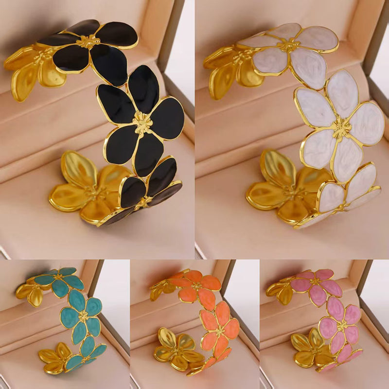 Black Stainless Steel Oil-dripping Flower Bracelet