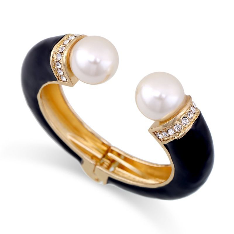 Bracelet #3 Zinc Alloy Round Bracelet With Diamonds And Pearls