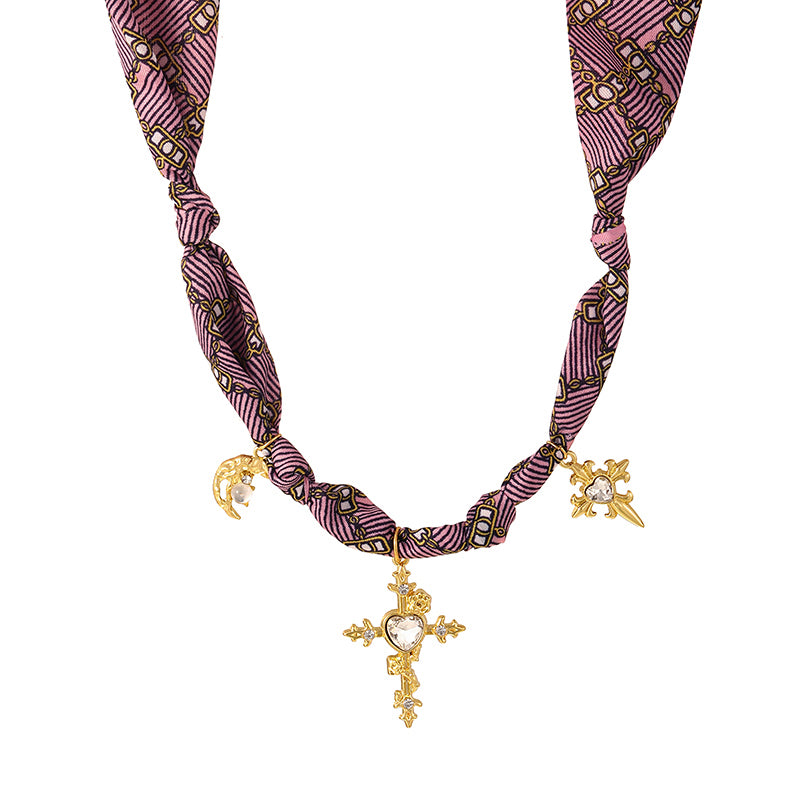 Color 1 Diamond-encrusted Bee Ceramic And Flower-print Fabric Necklace