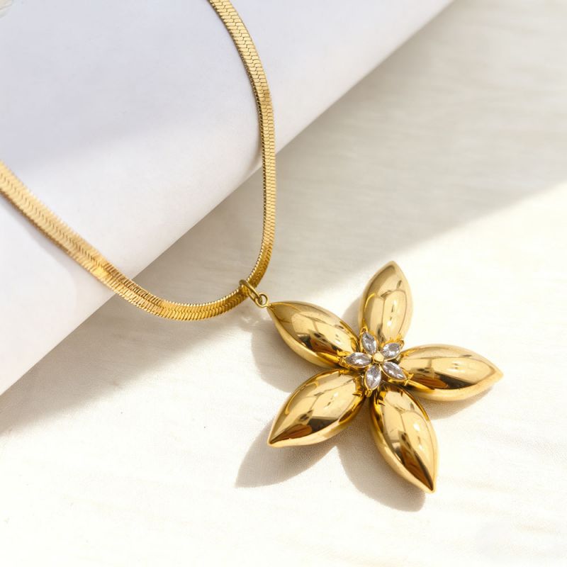 Cross 304 Stainless Steel Diamond-set Cross Necklace