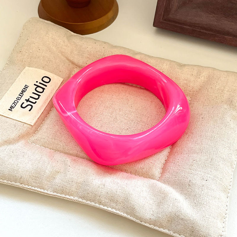 Diamond-shaped Amber - Inner Diameter 65 Weight 53g Resin Irregular Bracelet