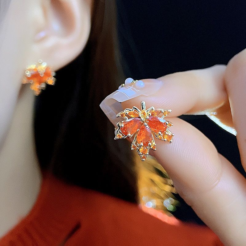 Earrings Copper And Diamond-encrusted Maple Leaf Earrings