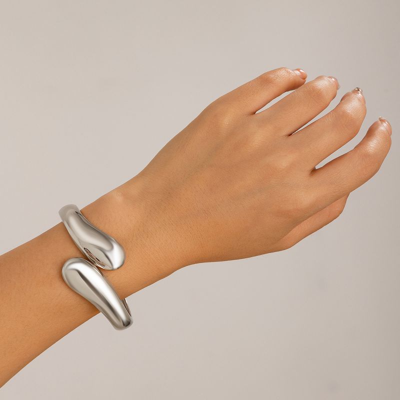 Fashion 01 Gold Alloy Geometric Bracelet