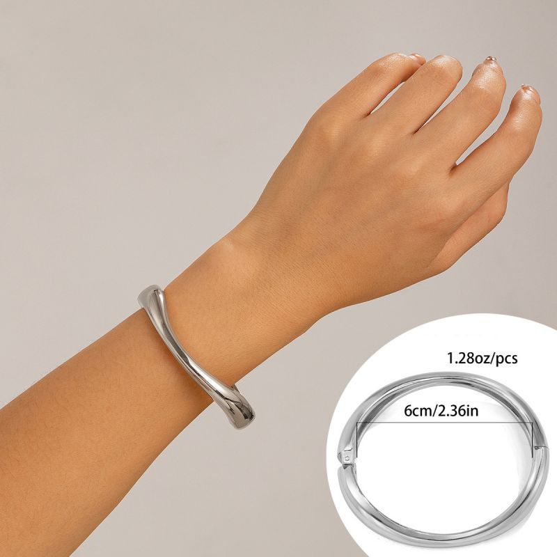 Fashion 01 Gold Alloy Geometric Bracelet