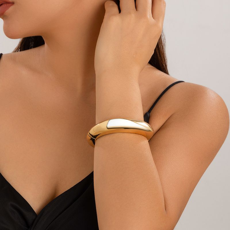Fashion 01 Gold Alloy Geometric Bracelet