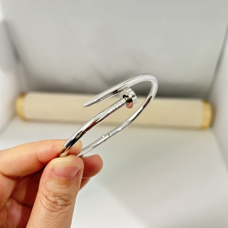 Fashion 69# Titanium Steel Round Bracelet