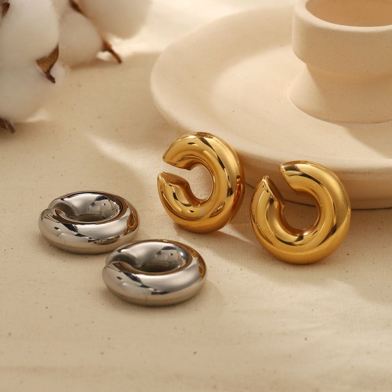 Fashion Gold Titanium Steel Thick Cylindrical Ear Clip