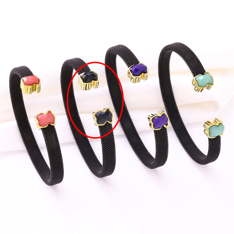 Gang + Black Stainless Steel Bear-shaped Agate Round C-shaped Bracelet