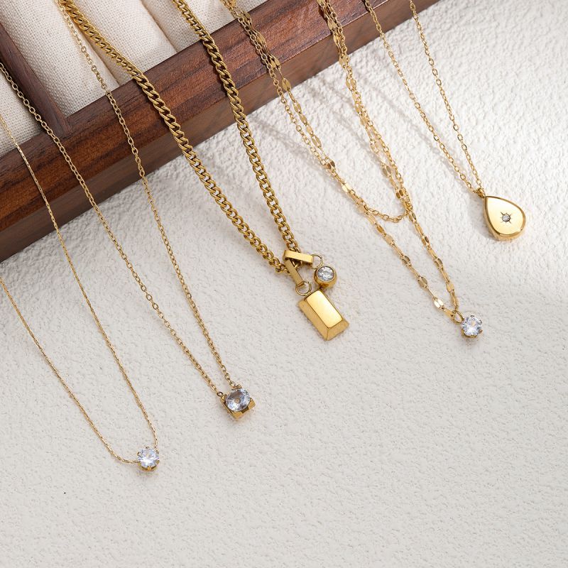 Gold 01 Titanium Steel Round Necklace With Diamonds