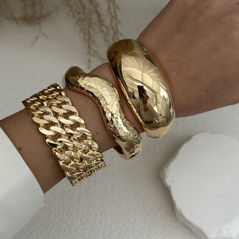 Gold 1 Alloy Smooth Wide Bracelet