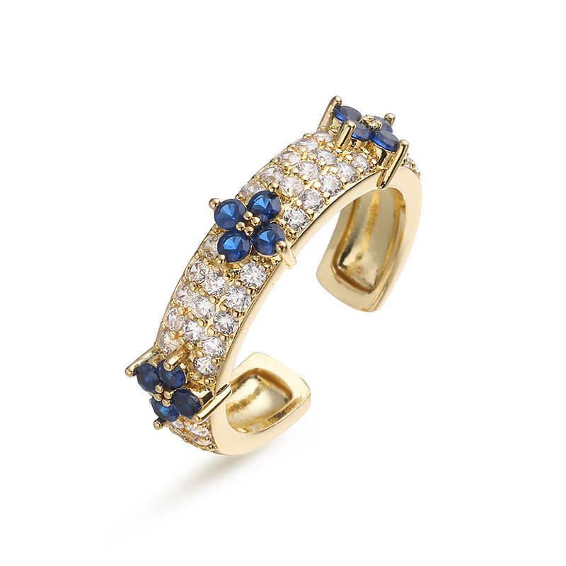 Gold And White Diamond Four-leaf Clover Ring Copper Round Ring With Diamonds