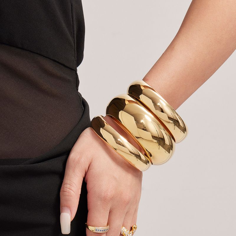 Gold Polished Bracelet 15mm Wide Titanium Steel Round Bracelet