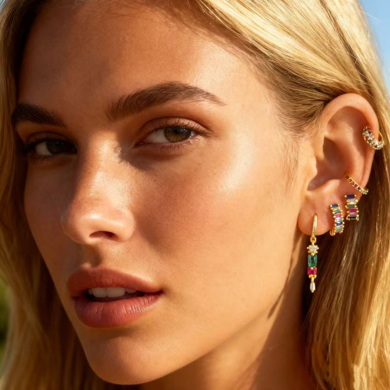 Gold Set Copper And Diamond-encrusted Round Earring Set