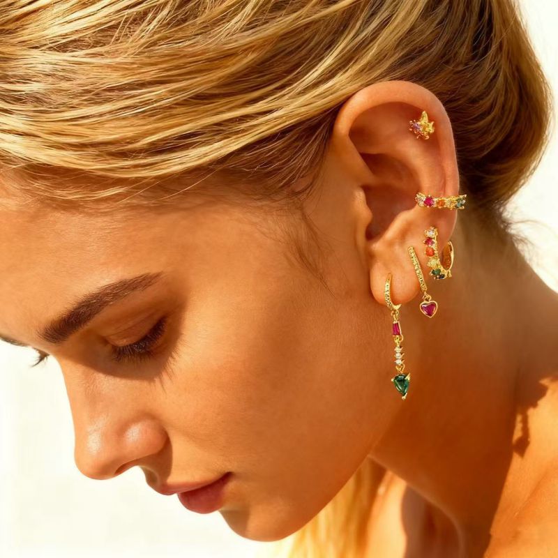 Gold Set Gold-plated Copper And Diamond-encrusted Heart Earring Set